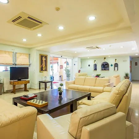 Mon Repos 아파트호텔 팔리라키