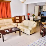 Mon Repos فاليراكي