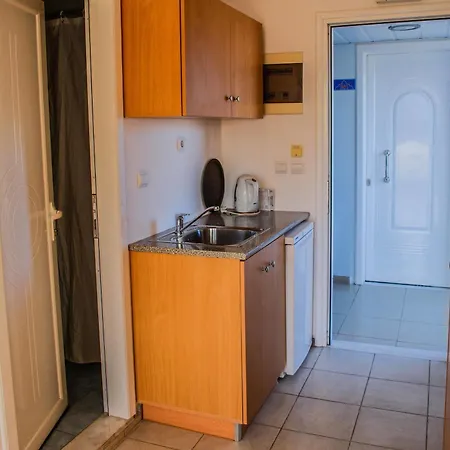 Mon Repos Aparthotel 2*